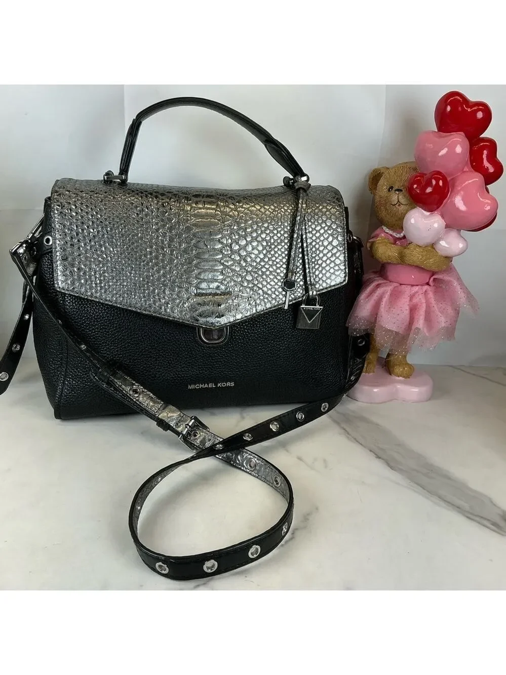 Michael Kors Black Silver Bristol Flap Satchel hand Bag‎ Crossbody Snakeskin